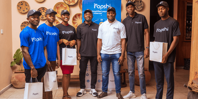 Fapshi célèbre son équipe et ses stagiaires lors du dîner de fin d'année 2022